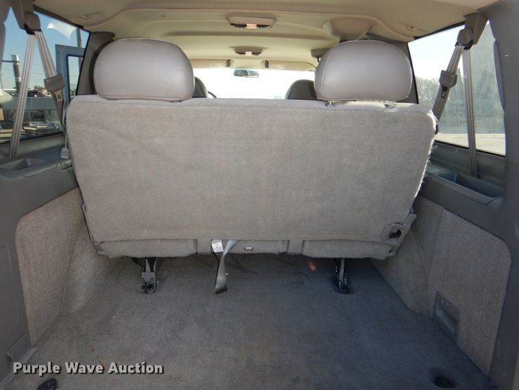 image for item DE4102 2005 Chevrolet Astro van