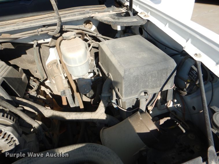 image for item DE4111 2009 Chevrolet Silverado 3500HD utility bed pickup truck