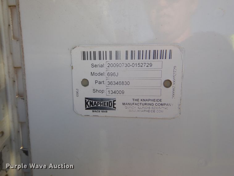 image for item DE4111 2009 Chevrolet Silverado 3500HD utility bed pickup truck