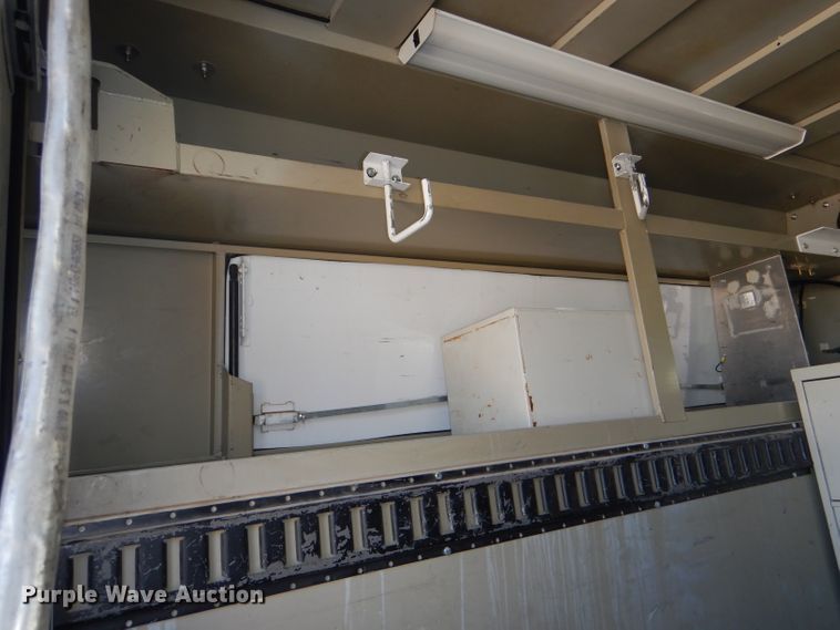 image for item DE4111 2009 Chevrolet Silverado 3500HD utility bed pickup truck