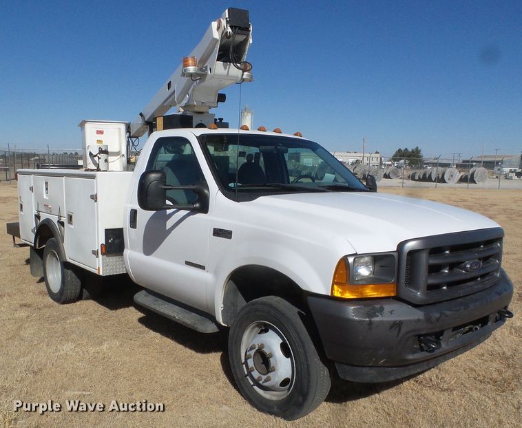 image for item DG0366 2001 Ford F450 Super Duty XL bucket truck