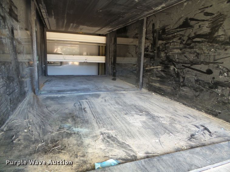 image for item DG0366 2001 Ford F450 Super Duty XL bucket truck