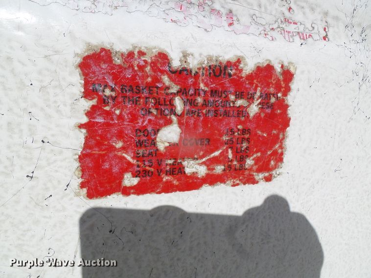 image for item DG0366 2001 Ford F450 Super Duty XL bucket truck