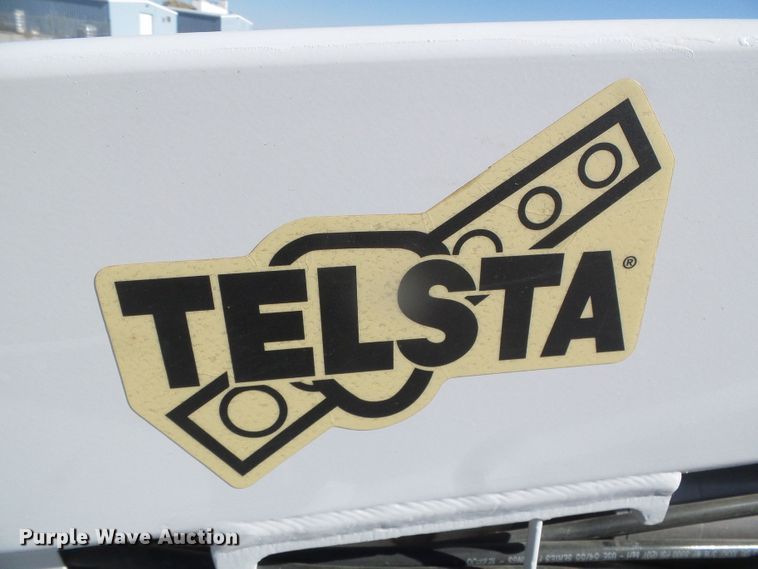 image for item DG0366 2001 Ford F450 Super Duty XL bucket truck