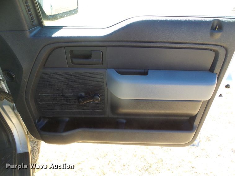 image for item DG0368 2013 Ford F150 XL pickup truck