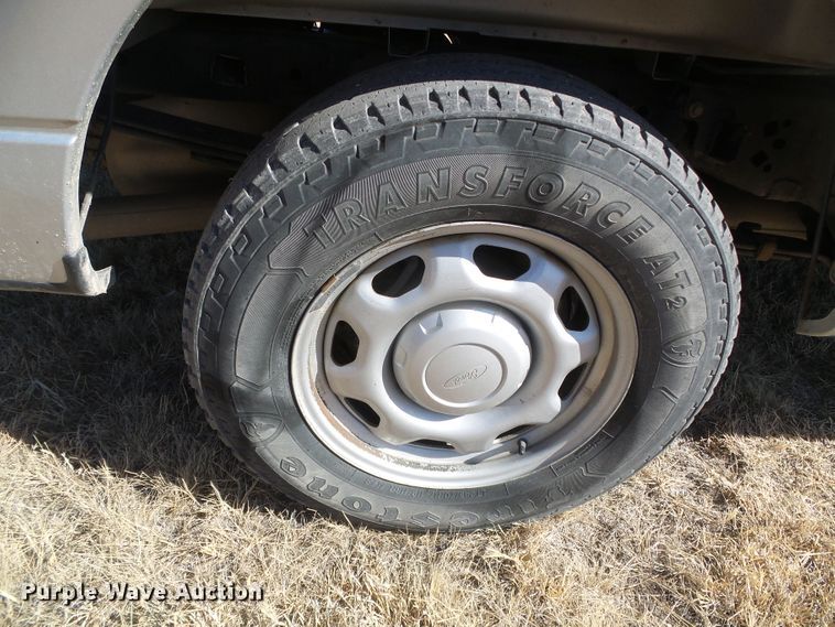 image for item DG0368 2013 Ford F150 XL pickup truck