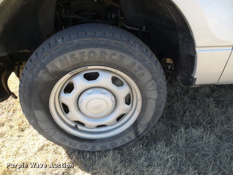 image for item DG0368 2013 Ford F150 XL pickup truck