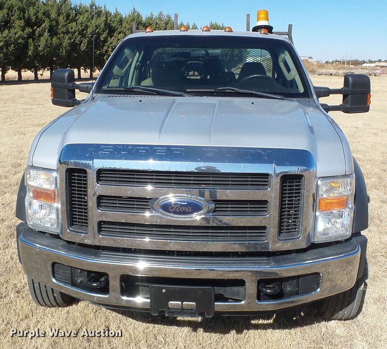 image for item DG0369 2008 Ford F550 Super Duty XLT SuperCab flatbed truck