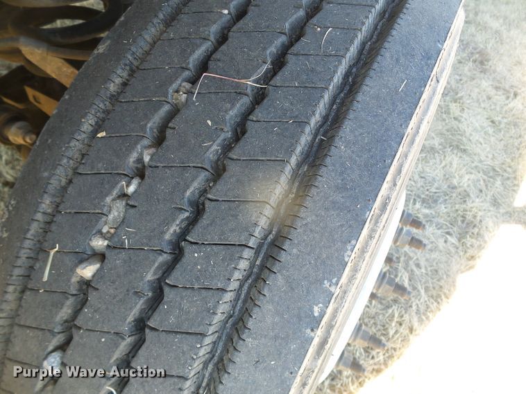 image for item DG0369 2008 Ford F550 Super Duty XLT SuperCab flatbed truck