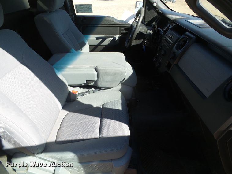 image for item DG0370 2013 Ford F150 XL pickup truck