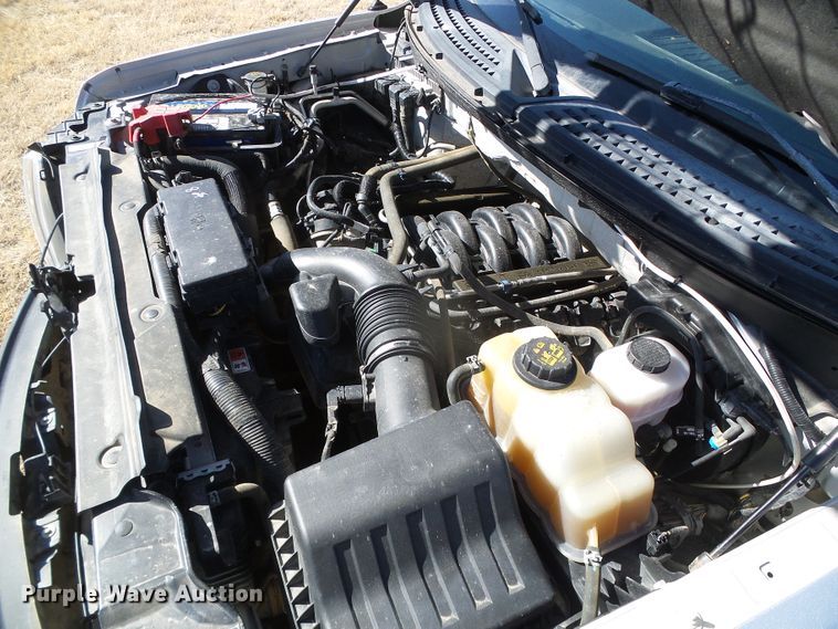 image for item DG0370 2013 Ford F150 XL pickup truck