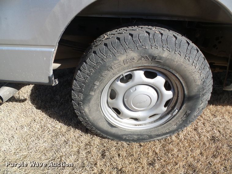 image for item DG0370 2013 Ford F150 XL pickup truck