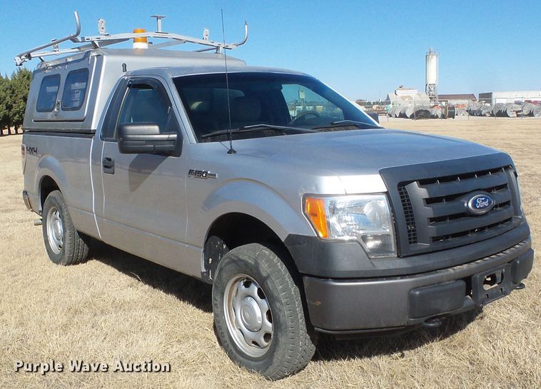 image for item DG0371 2010 Ford F150 XL pickup truck
