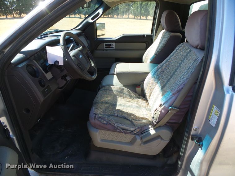 image for item DG0371 2010 Ford F150 XL pickup truck