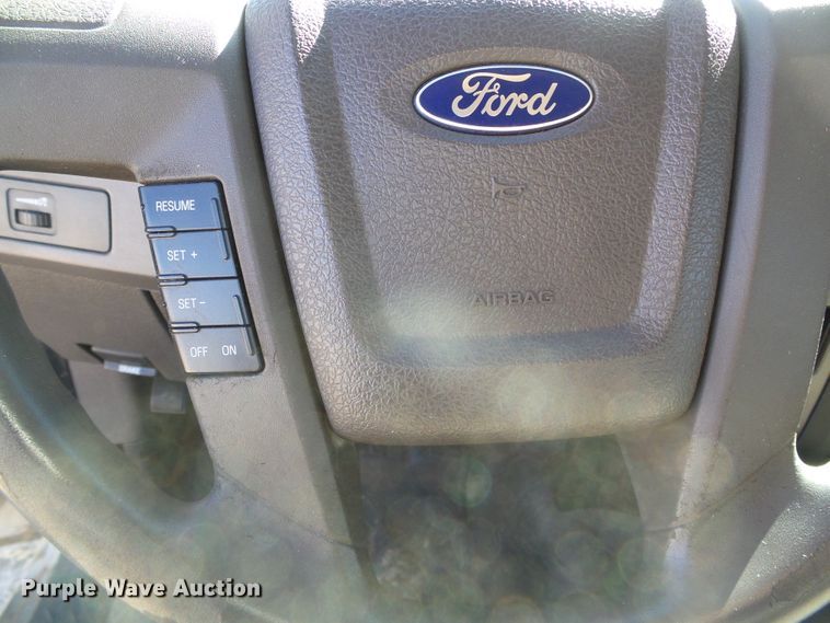 image for item DG0371 2010 Ford F150 XL pickup truck