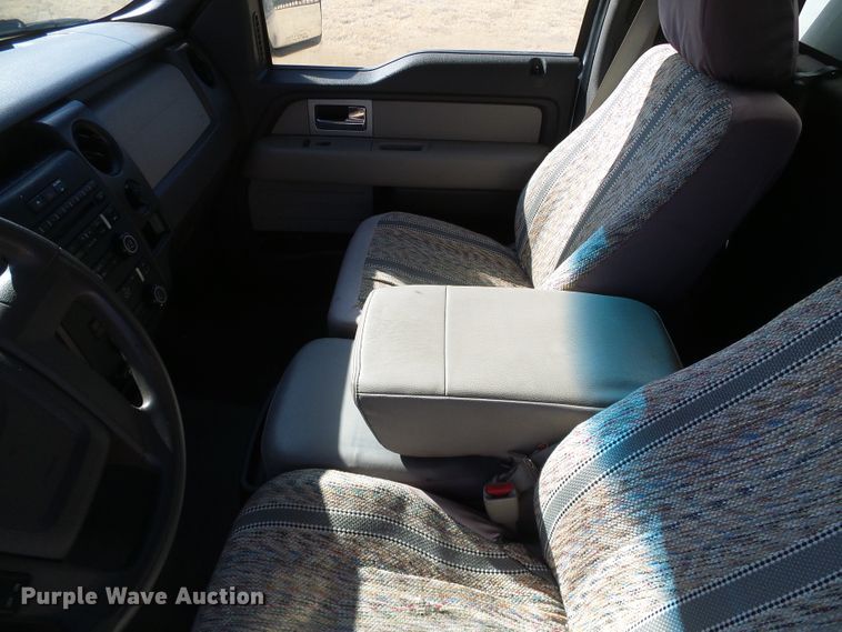 image for item DG0371 2010 Ford F150 XL pickup truck