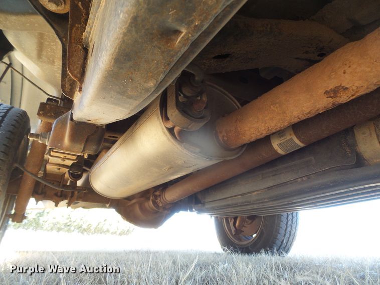 image for item DG0371 2010 Ford F150 XL pickup truck