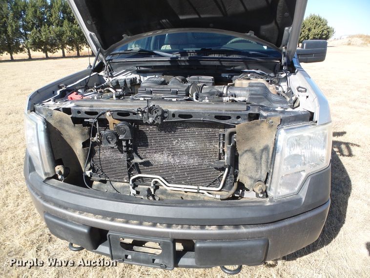 image for item DG0371 2010 Ford F150 XL pickup truck