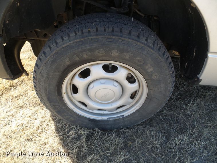 image for item DG0371 2010 Ford F150 XL pickup truck