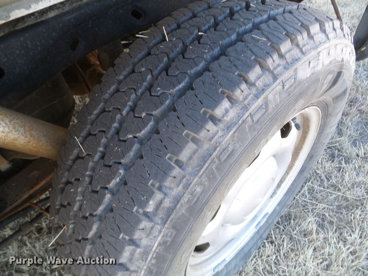 image for item DG0371 2010 Ford F150 XL pickup truck