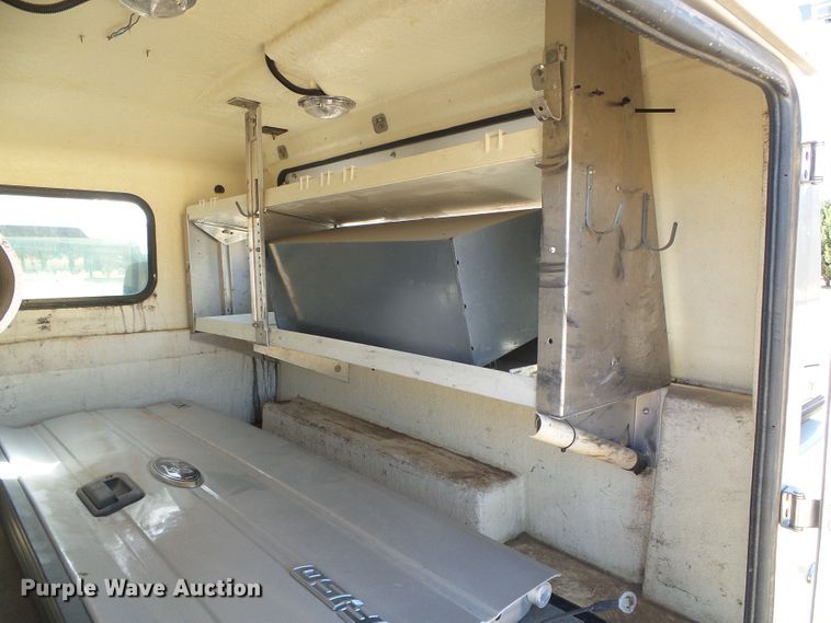 image for item DG0371 2010 Ford F150 XL pickup truck