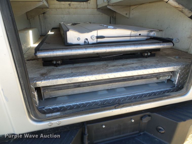 image for item DG0371 2010 Ford F150 XL pickup truck