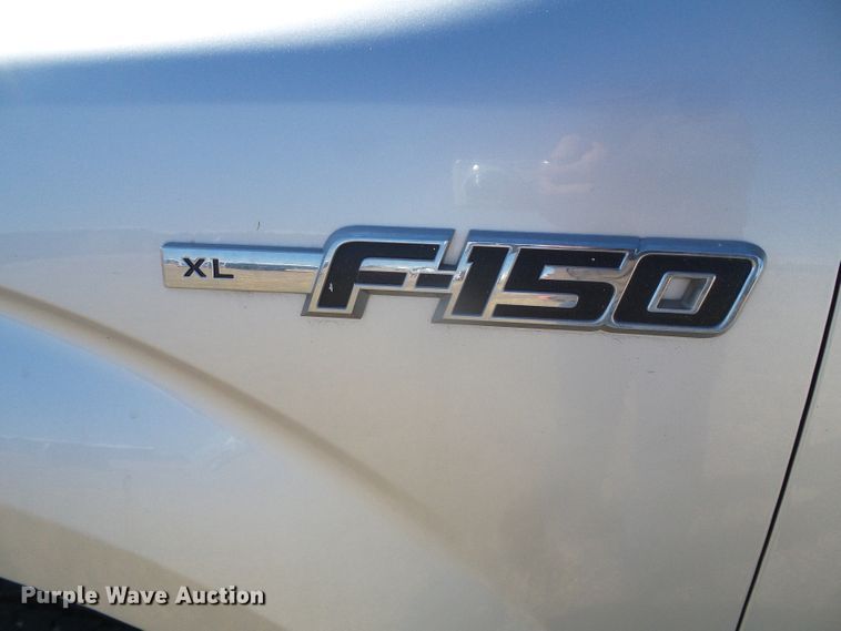 image for item DG0371 2010 Ford F150 XL pickup truck