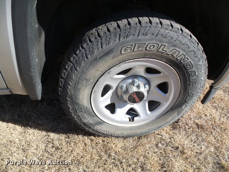 image for item DG0372 2014 GMC Sierra 1500 Double Cab pickup truck