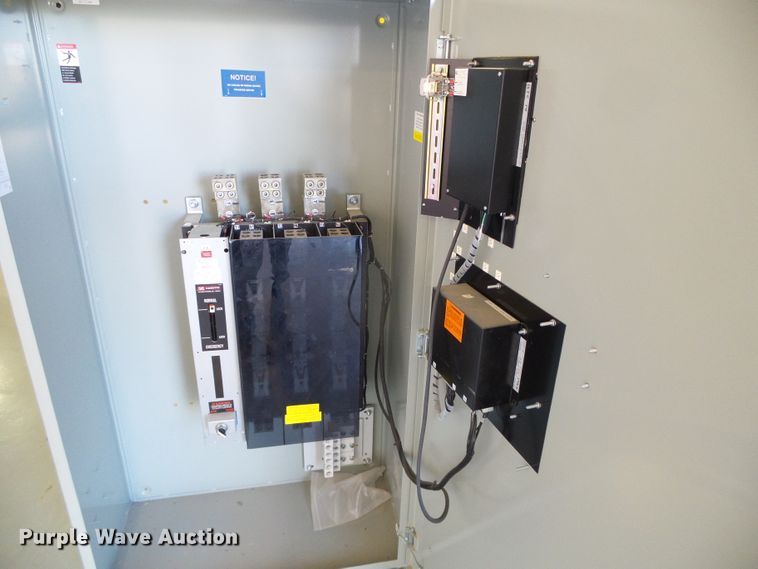 image for item DG0375 GE Zenith ZTSL120ES3-4 transfer switch