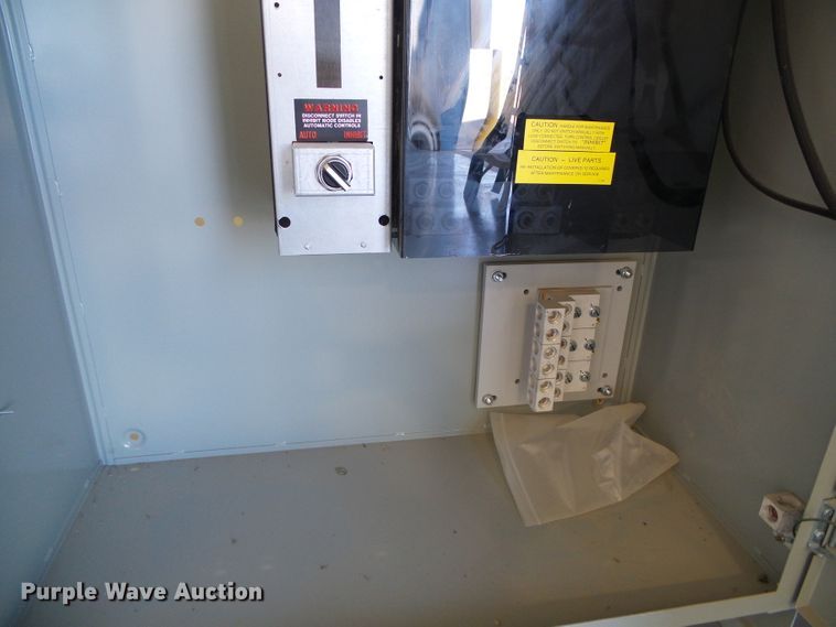 image for item DG0375 GE Zenith ZTSL120ES3-4 transfer switch