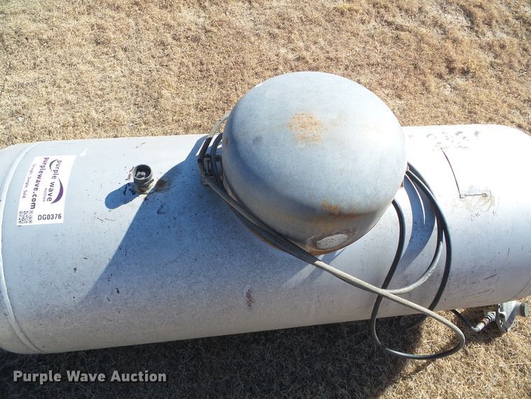 image for item DG0376 1975 propane tank
