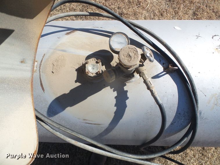 image for item DG0376 1975 propane tank