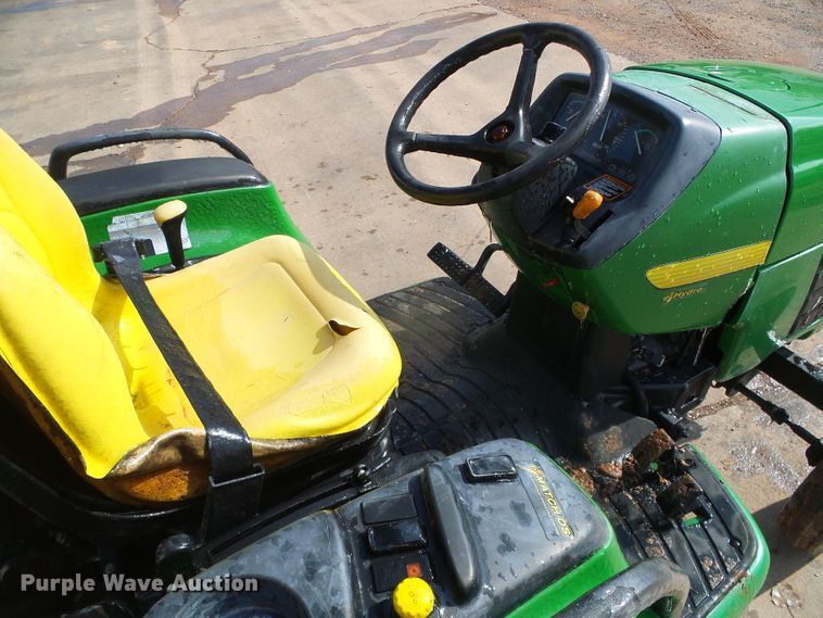 image for item DG0379 2002 John Deere 4310 tractor