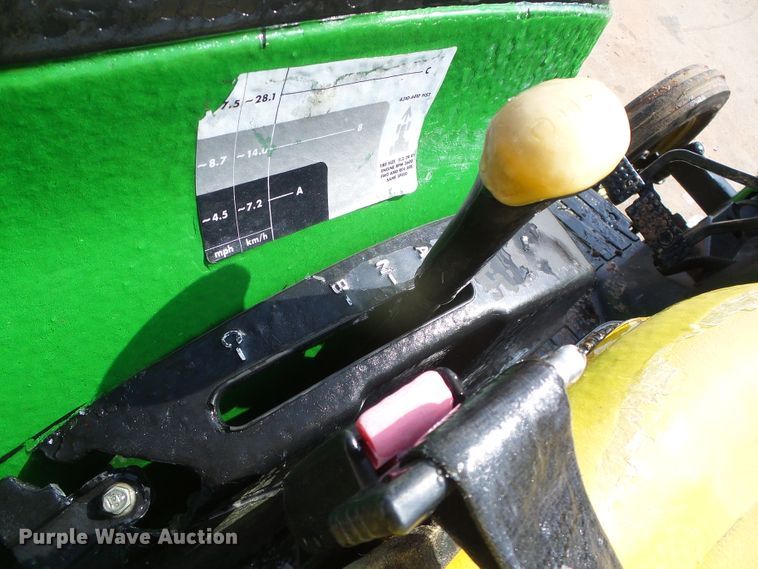 image for item DG0379 2002 John Deere 4310 tractor