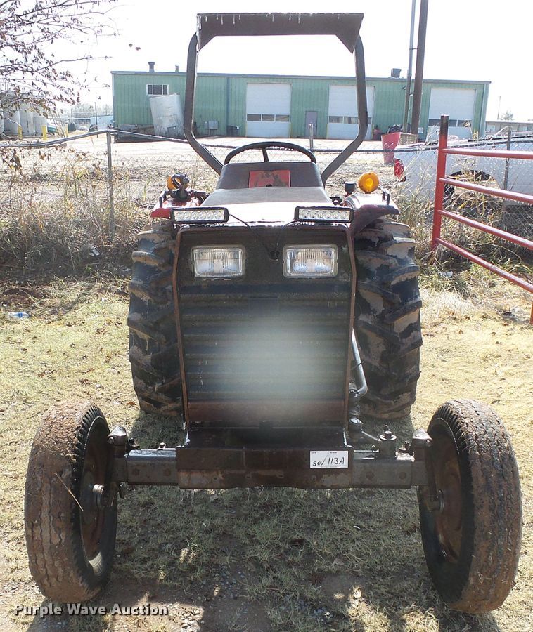 image for item DG0380 1990 Massey Ferguson 1035 tractor