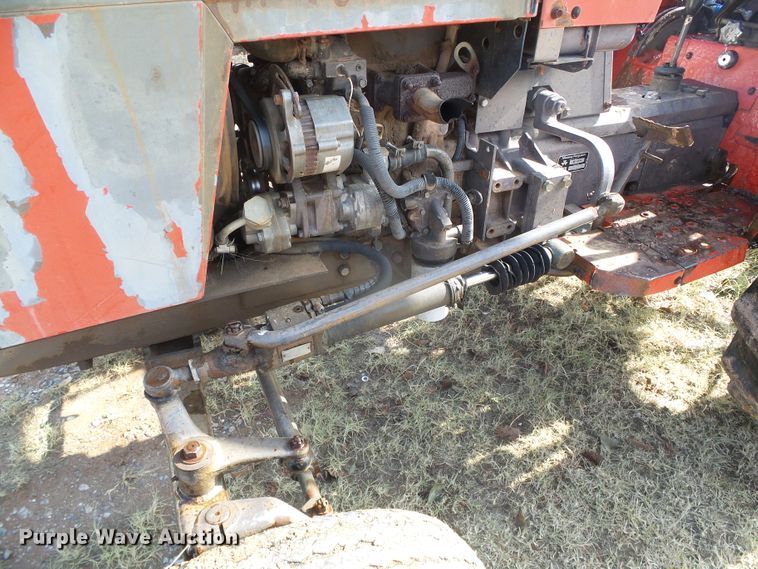 image for item DG0380 1990 Massey Ferguson 1035 tractor