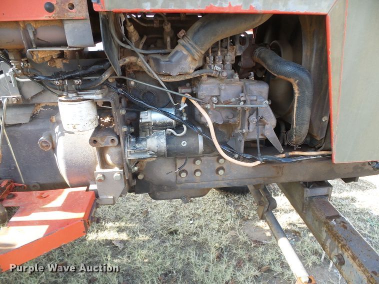 image for item DG0380 1990 Massey Ferguson 1035 tractor