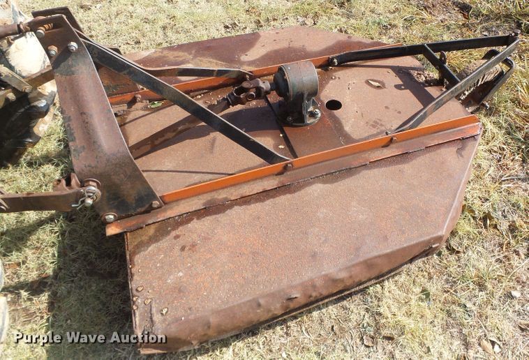 image for item DG0380 1990 Massey Ferguson 1035 tractor