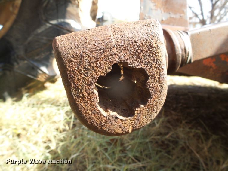 image for item DG0380 1990 Massey Ferguson 1035 tractor