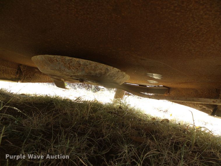 image for item DG0380 1990 Massey Ferguson 1035 tractor