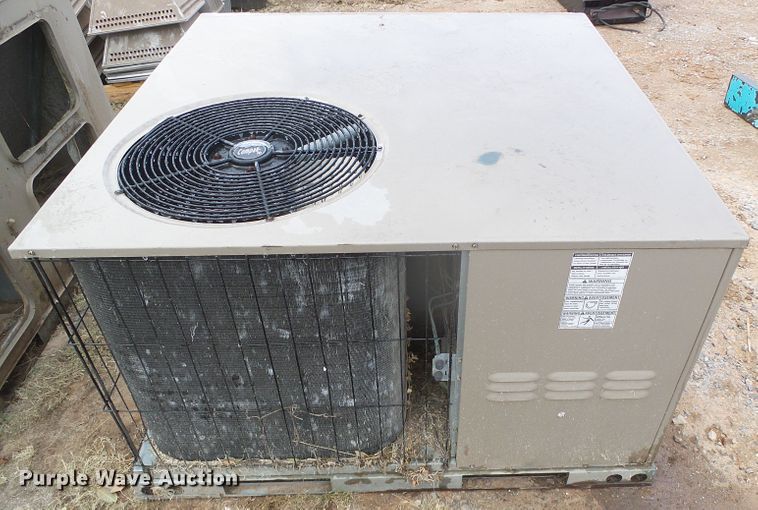 image for item DG0385 (2) Compak 10 AC units
