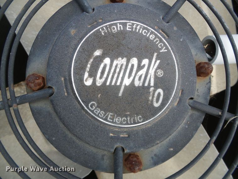 image for item DG0385 (2) Compak 10 AC units