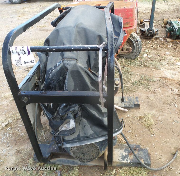 image for item DG0386 Hydro Tek pressure washer