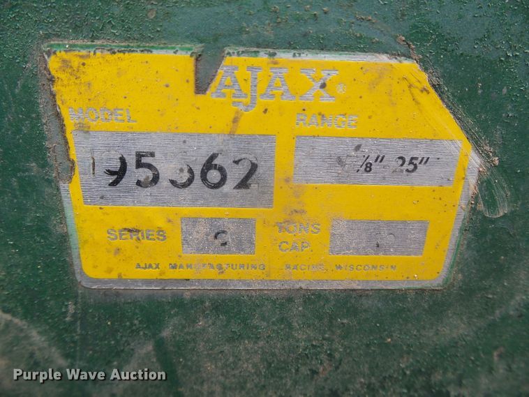 image for item DG0387 (2) air operated jacks