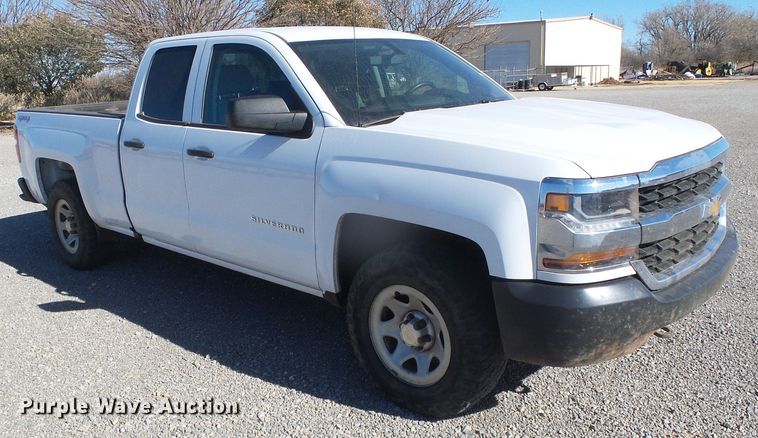 image for item DG0399 2017 Chevrolet Silverado 1500 Double Cab  pickup truck