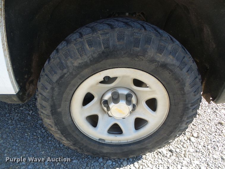 image for item DG0399 2017 Chevrolet Silverado 1500 Double Cab  pickup truck