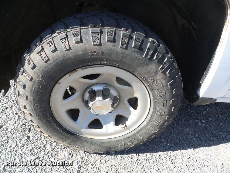 image for item DG0399 2017 Chevrolet Silverado 1500 Double Cab  pickup truck