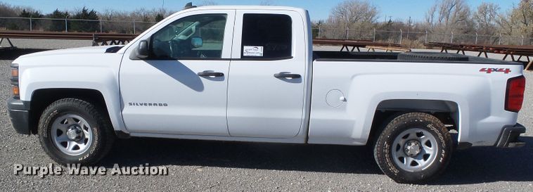 image for item DG0400 2015 Chevrolet Silverado 1500 Double Cab pickup truck