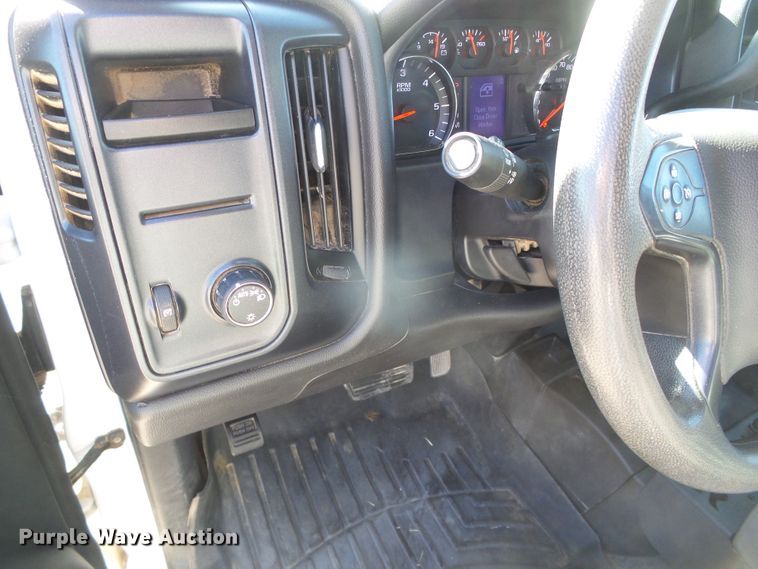 image for item DG0400 2015 Chevrolet Silverado 1500 Double Cab pickup truck