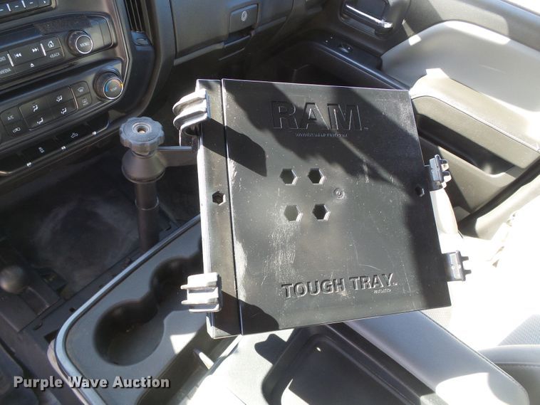 image for item DG0400 2015 Chevrolet Silverado 1500 Double Cab pickup truck